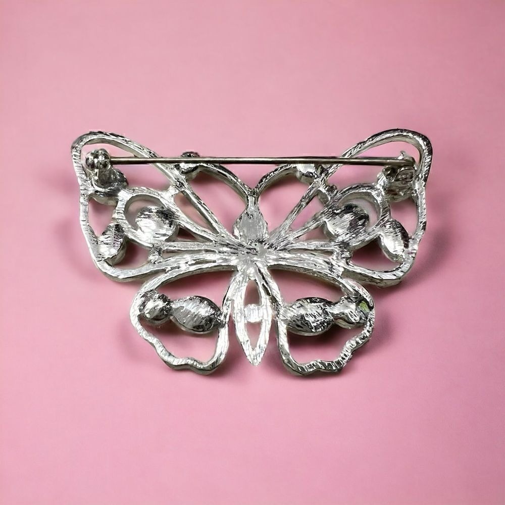Vintage Y2K butterfly pin silvertone adorned with green stones and gems NWOT - Picture 2 of 5